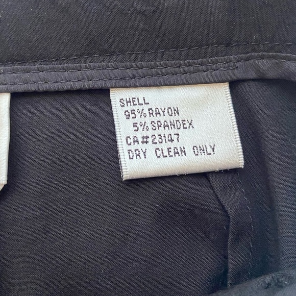 Talbots Women's Pants Size 10P Color Black Pleated Trousers Stretch High Rise - Picture 12 of 13